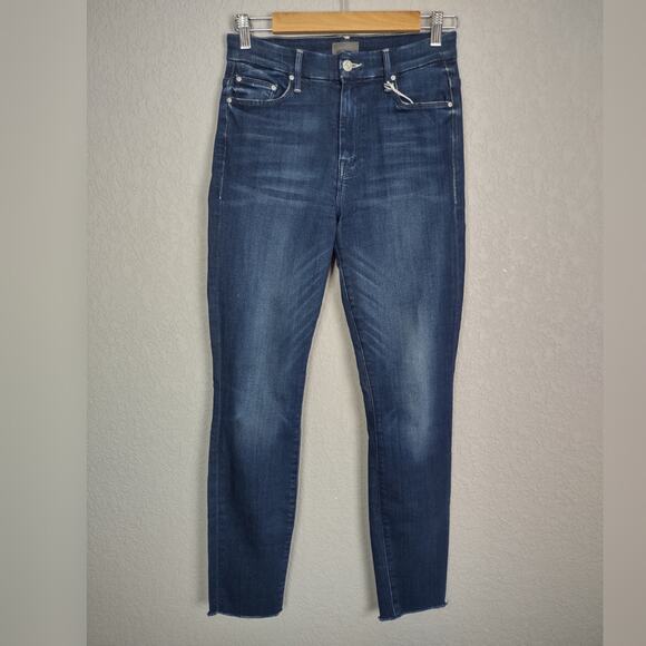 MOTHER High Waisted Looker Ankle Fray Jeans Tongue and Chic Size 26 - Picture 2 of 16
